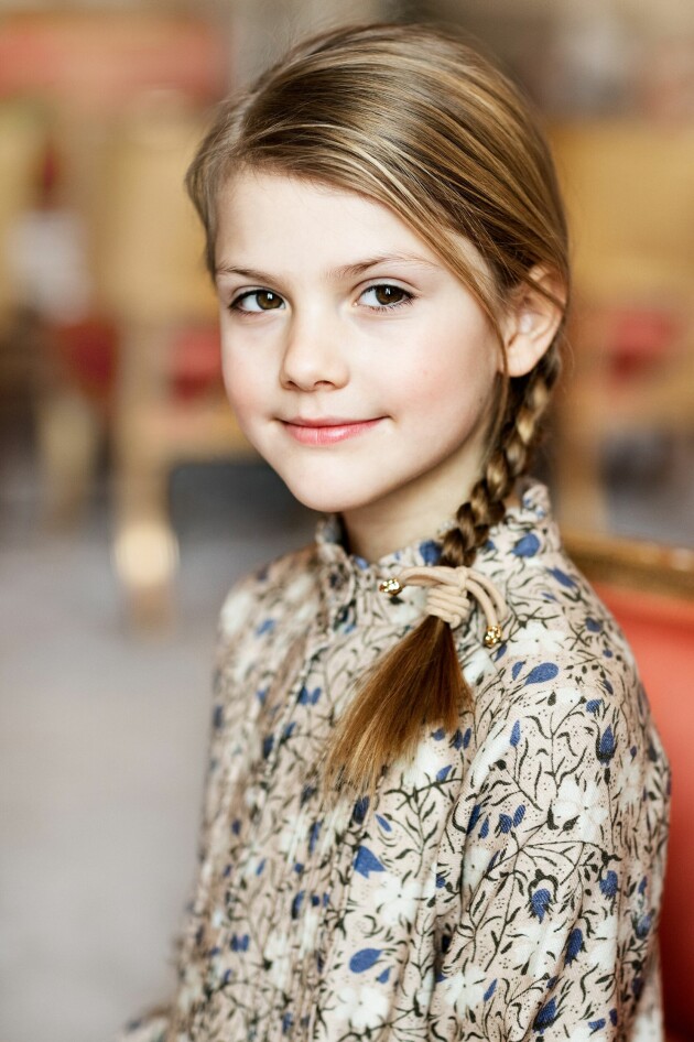 Estelle 8 år. Estelle fyller 8 år.