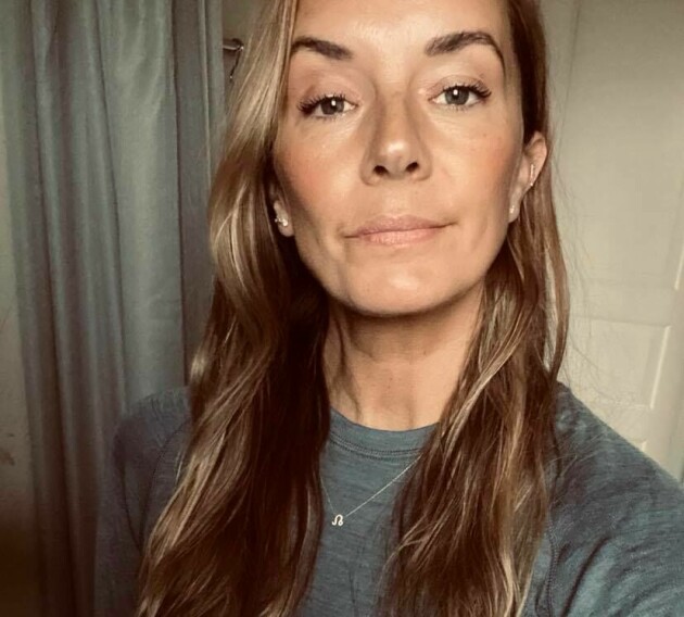 Under 2021 lämnade Elin och familjen storstan för ett liv på landet. Elin Carlson