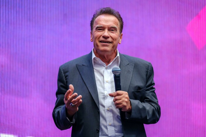 Arnold Schwarzenegger