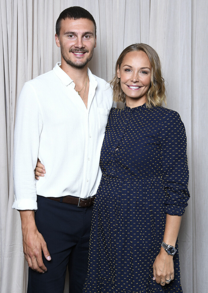 Erik och Carina Berg gifte sig 2018. Paret har två barn ihop. erik och carina berg