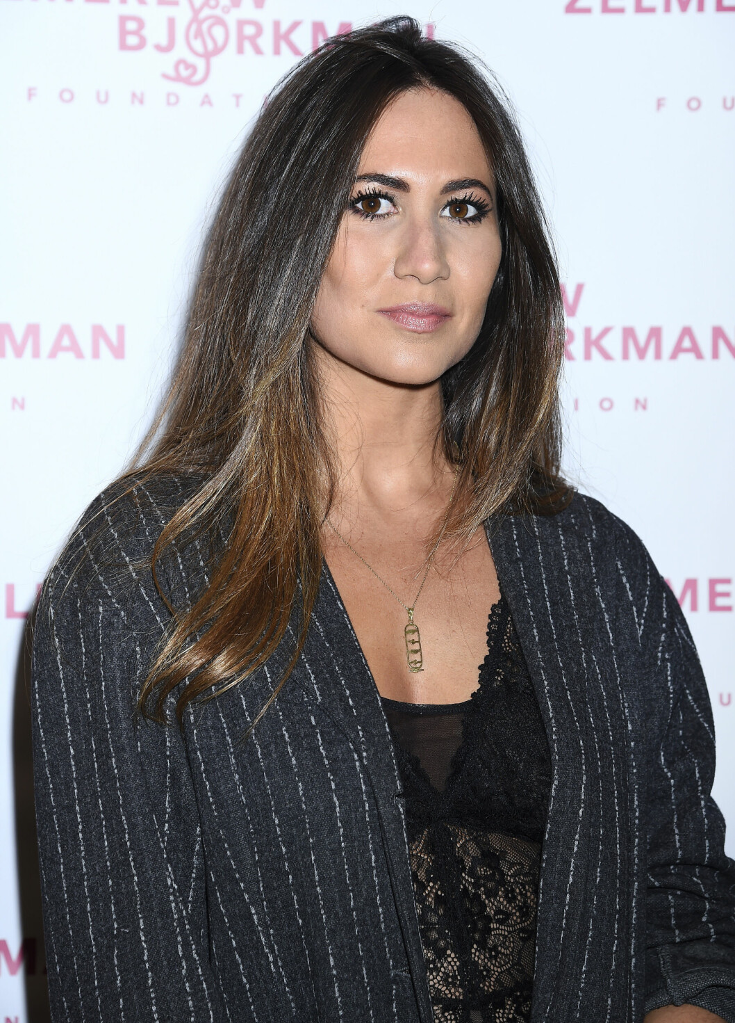 Ciara Zelmerlöw har en karriär som skådespelare i sitt hemland Storbritannien. ciara zelmerlöw