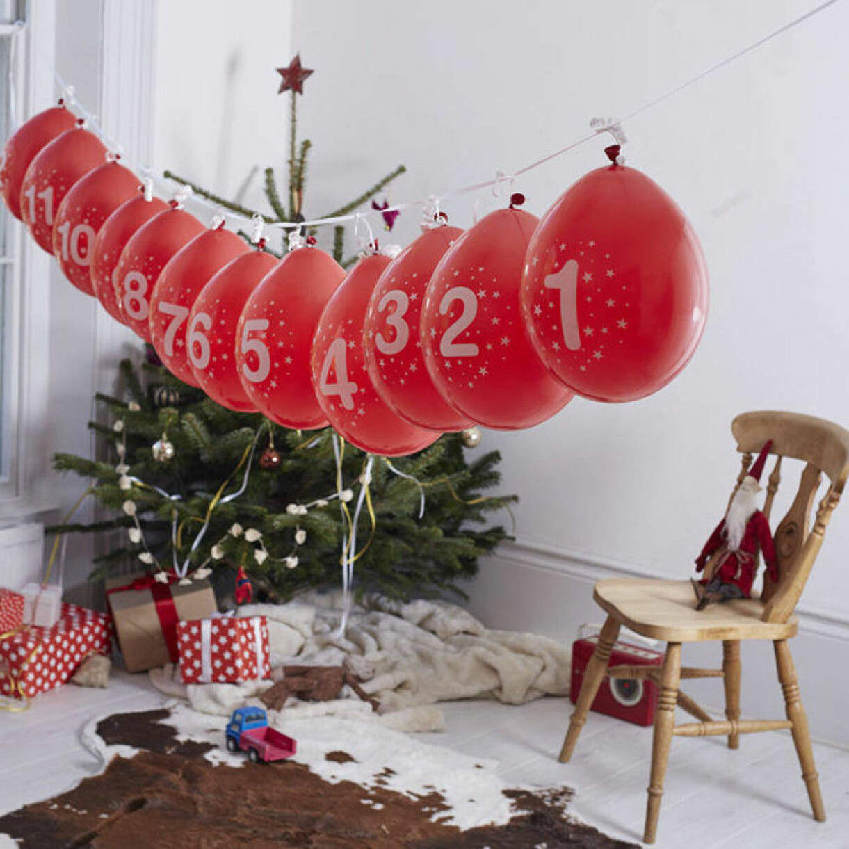 Foto: <a target="_blank" href="https://www.notonthehighstreet.com/">Not on the highstreet</a> Egen adventskalender av ballonger
