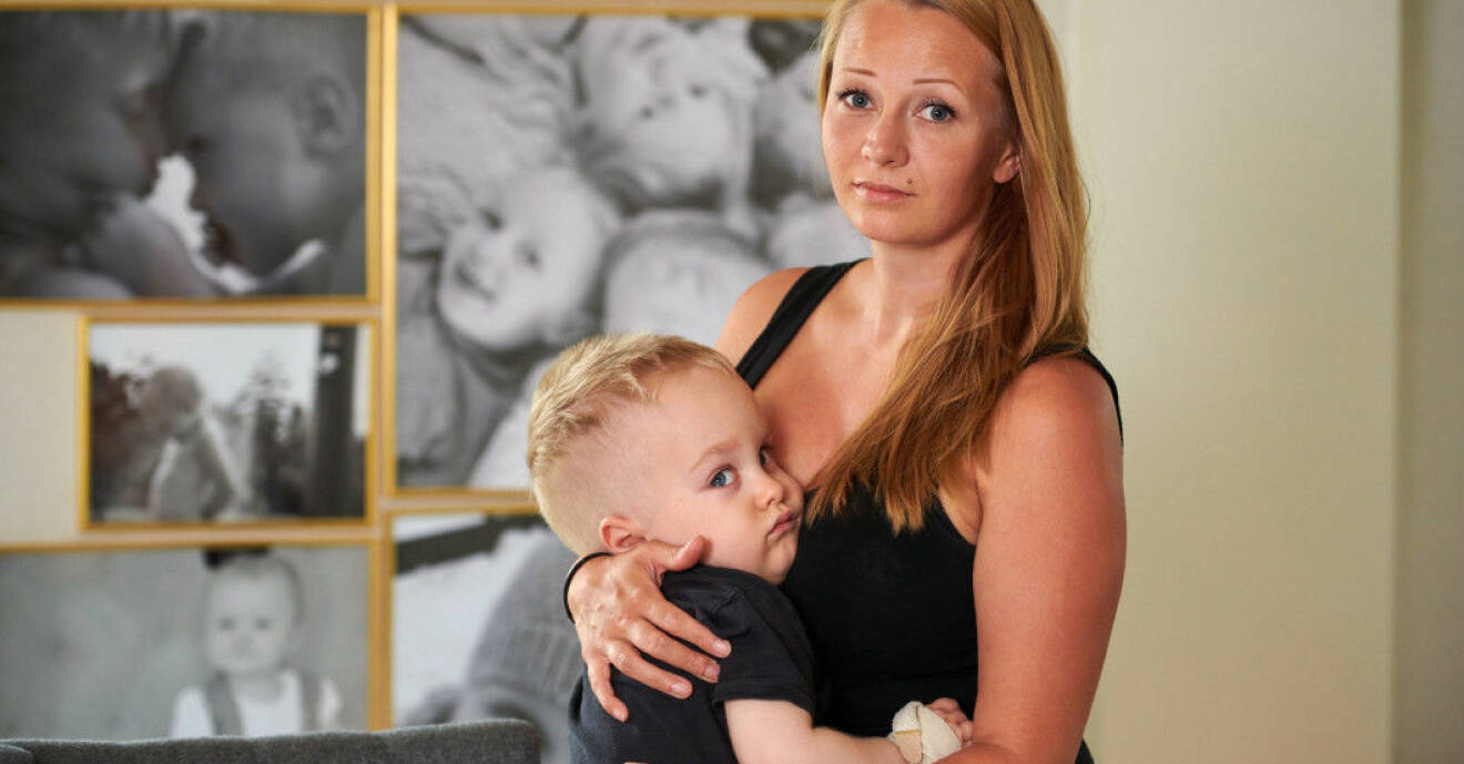 Mamma Malin med sonen Elton som smittades av herpes i samband med förlossningen. .
