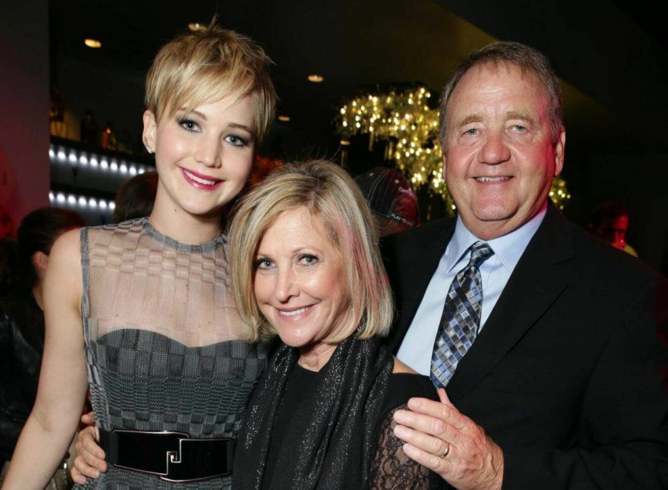 Jennifer Lawrence med mamma Karen Lawrence och pappa Gary Lawrence