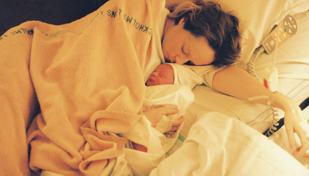 ” Den kan inte förklaras utan måste upplevas”, säger Emilia Bergmark-Jiménez. Foto: Erik Wåhlström Instagramprofilen Emilia Bergmark-Jiménez med nyfödd bebis