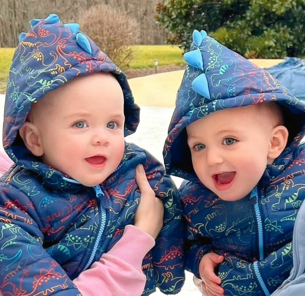 Jax och Jett. Foto: Instagram/@salyertwins Enäggstvillingarna bröder