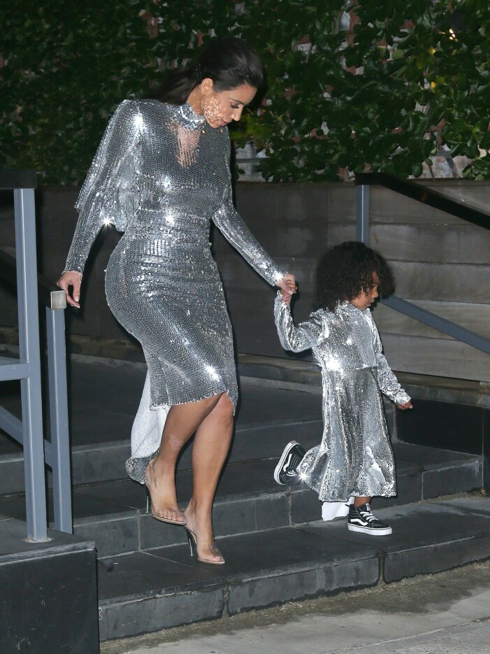 KIM KARDASHIAN OCH NORTH WEST