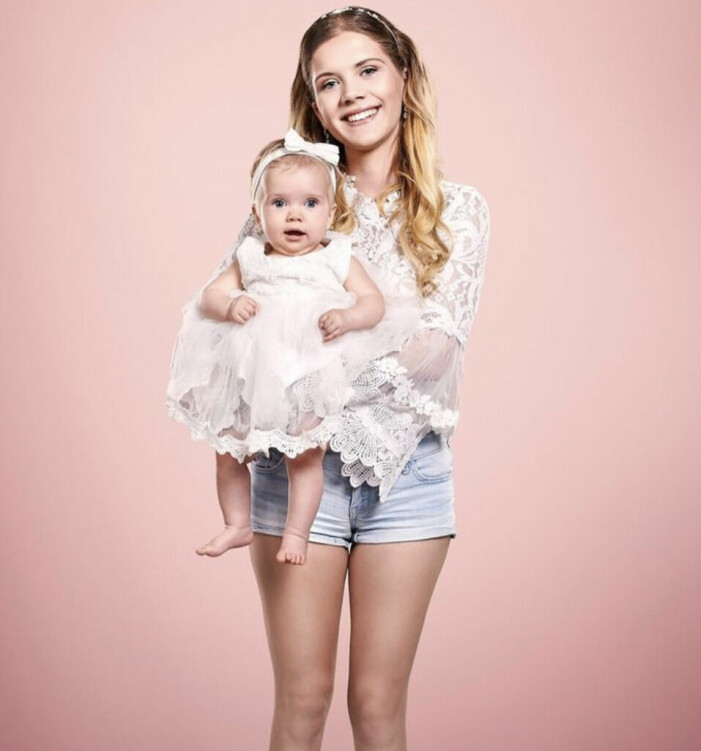 Det var under realityserien <span class=" italic" data-lab-italic_desktop="italic">Unga mammor</span> som människor ficka lära känna småbarnsmamman. Foto: TV4 Linn från programmet Unga mammor