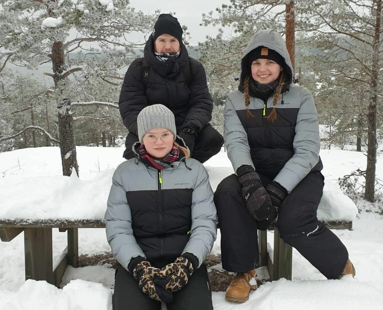 Pontus, Lisa och Hanna lever med sina svåra allergier fortfarande. Lisa, Hanna och Pontus Odemyr