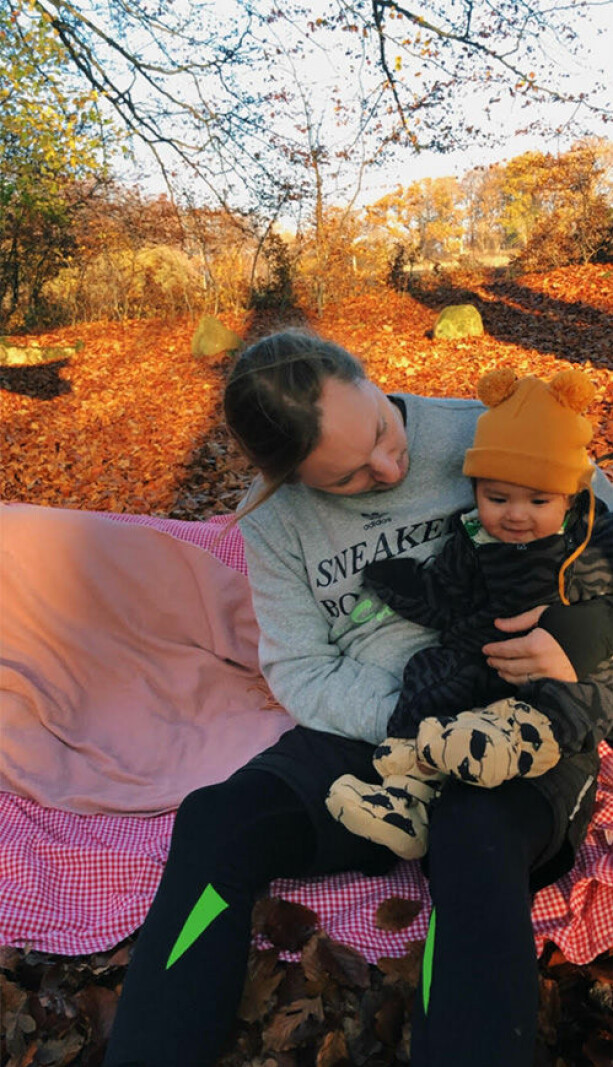 Anna och Peter funderar mycket på hur de ska leva jämställt med familj. Peter Ripmark, pappa till Daphne som är 8 månader