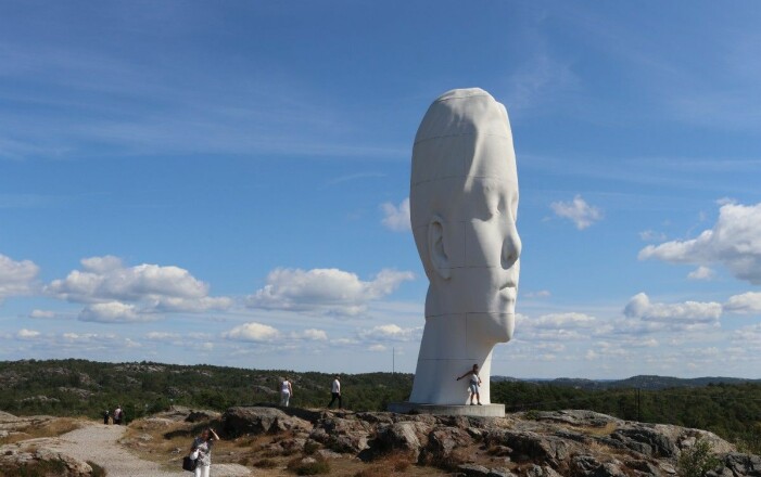 Som på museum fast utomhus. På vackra Tjörn på Västkusten ligger en av Europas bästa skulpturparker. Pilane på Tjorn