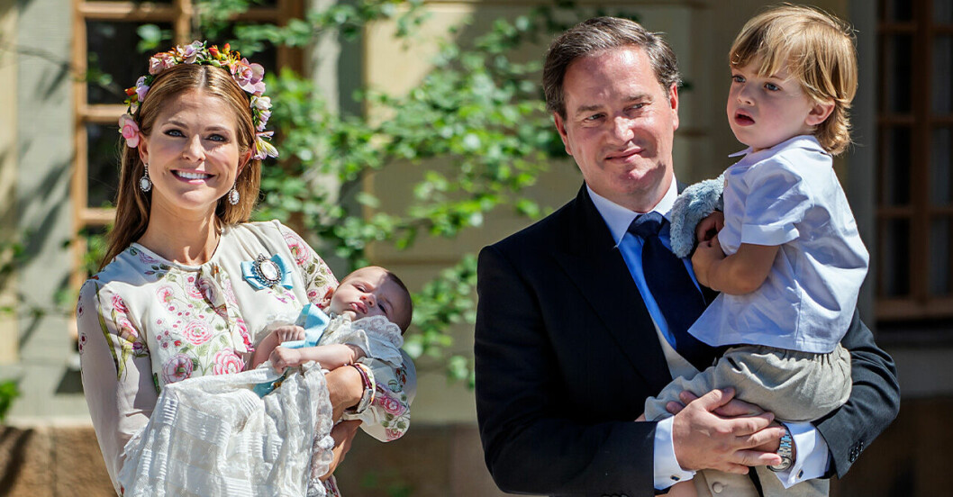 Prinsessan Madeleines nya bild med döttrarna