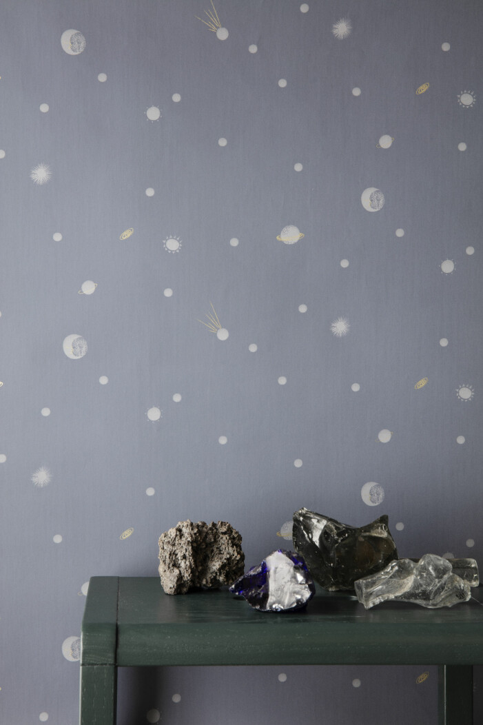 Fina mönster och motiv gör rummet mer levande och personligt. Foto: Ferm Living. Så inreder du babyrummet