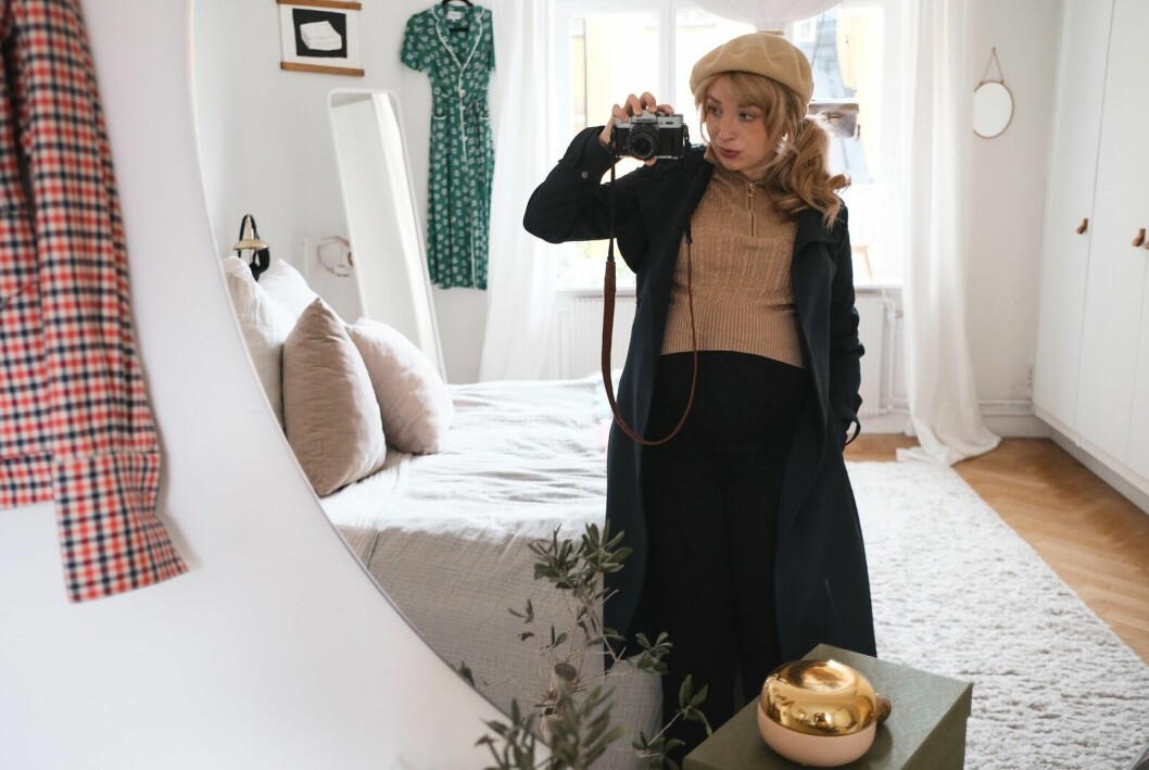 Sandra Beijer säger till Motherhood att hon inte känner igen sig i ”gravid och lycklig”-stereotypen. Sandra Beijer bloggare och författare
