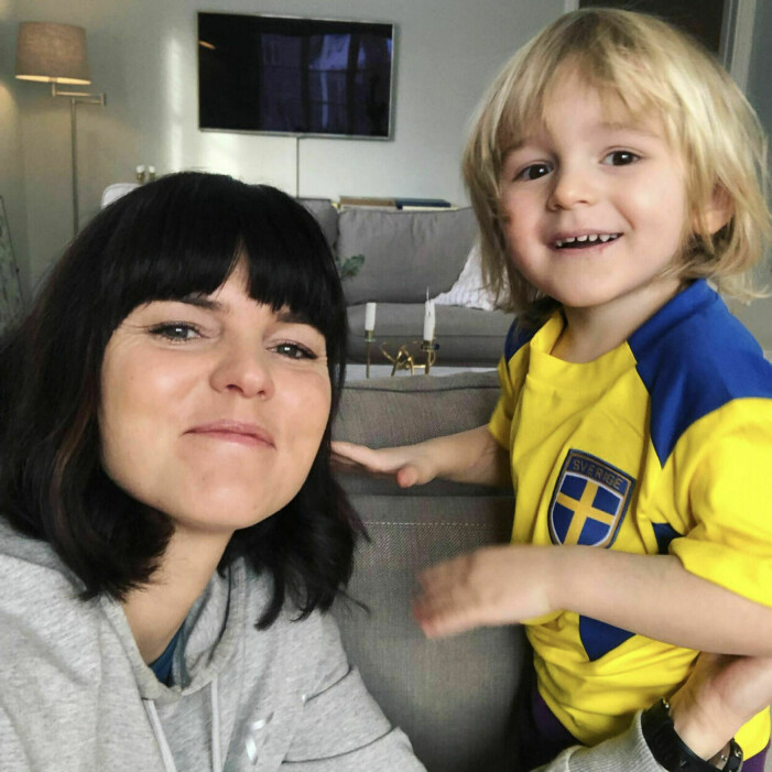 Snart blir Stellan storebror. Sanna Kallur och sonen Stellan