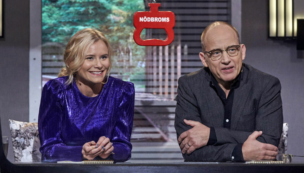Ebba Hultkvist Stragne och Samuel Fröler i På Spåret. Ebba Hultkvist Stragne och Samuel Fröler i På Spåret.
