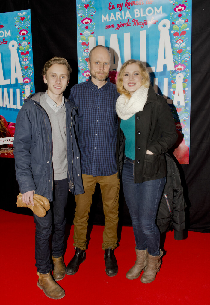 Kristian Luuk med barnen Sebastian och Smilla på röda mattan 2014.