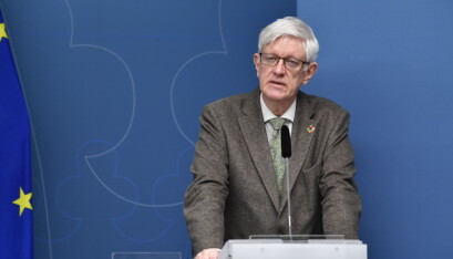 Johan Carlson, generaldirektör för FHM, säger att barnhälsa är högt prioriterat efter pandemin. johan carlson på presskonferens hos folkhälsomyndigheten