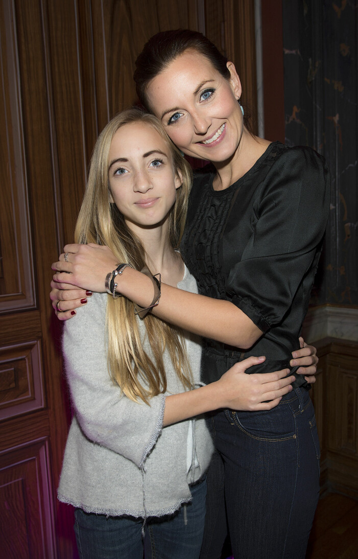 Mor och dotter på 2014 års Mama-gala på Nalen i Stockholm.