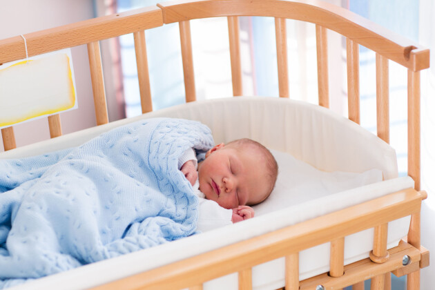 Har man en liten bebis ska man tänka på att tvätta händerna ofta. Bebis som sover