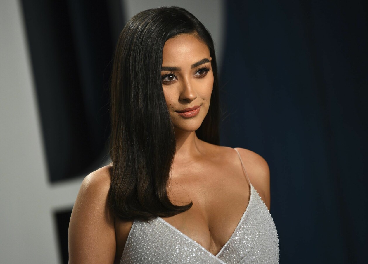Shay Mitchell blev mamma efter missfall. Shay Mitchell