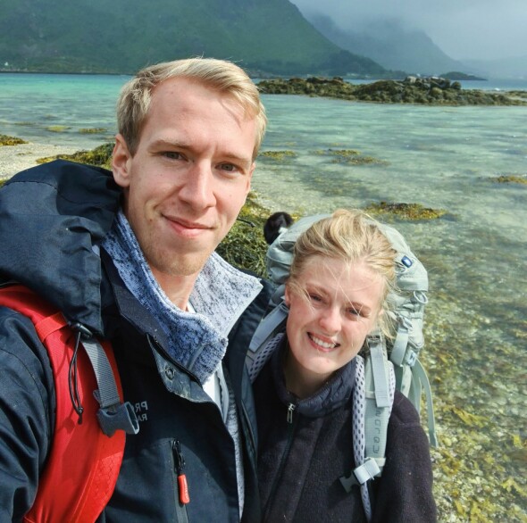 Innan paret slog sig ner i Åre bodde och reste de runt i en van i somras. Innan paret slog sig ner i Åre bodde och reste de runt i en van i somras.