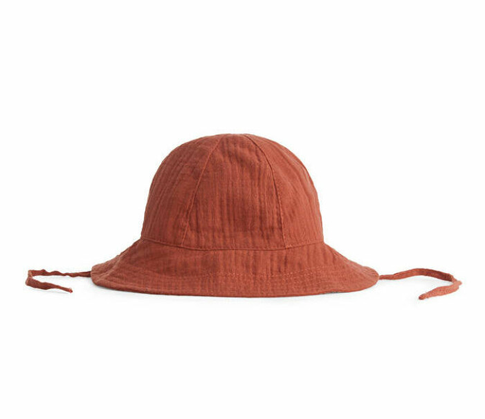 solhatt från Arket