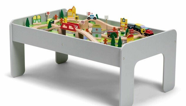 Tågbord från Jollyroom