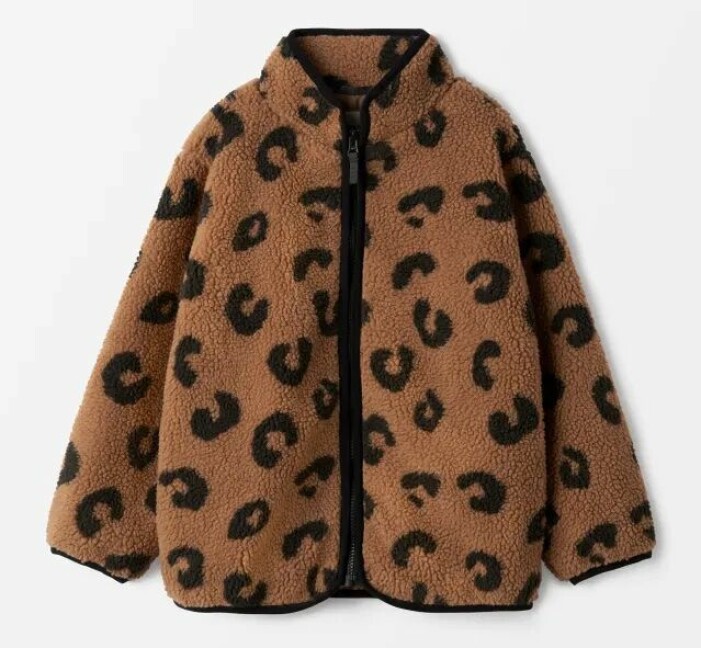 Leopardfläckig teddyjacka från Minimarket